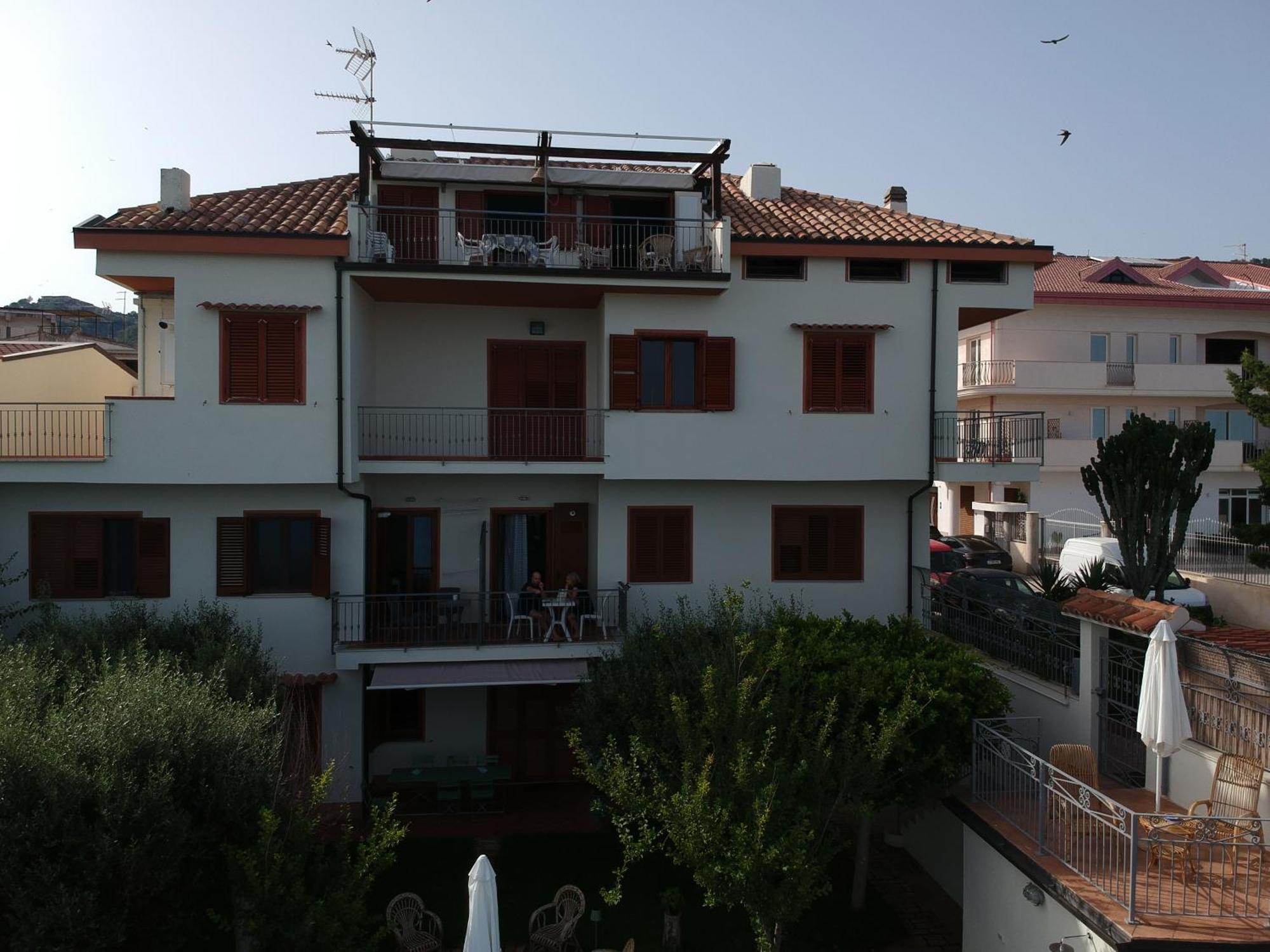 Caia Appartamenti Tropea Exterior photo